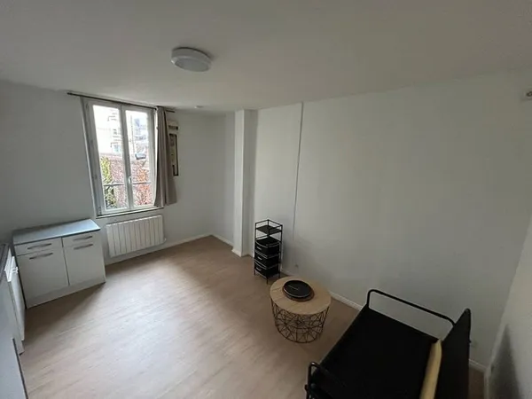 Studio 1 pièce 17 m²