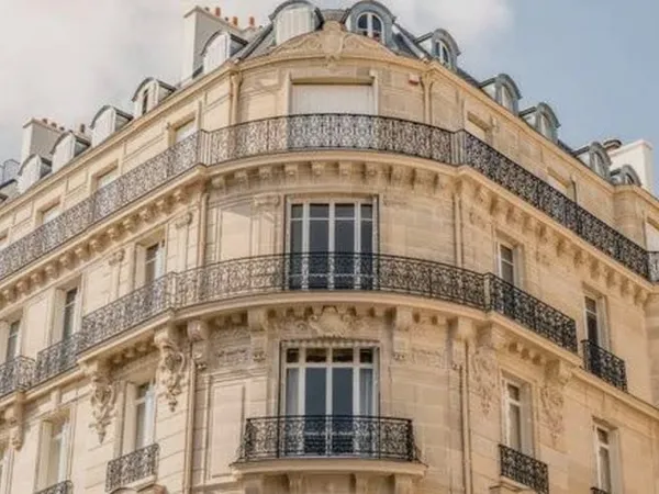 Appartement 7 pièces 205 m²
