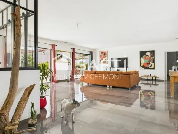 Maison d'exception sur Angoulins! Plus de 200m² de confort et de prestations haut de gamme!