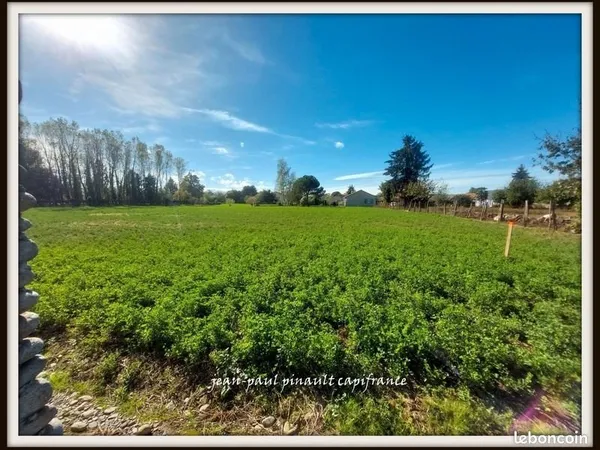 Terrain 2 165 m² Momeres