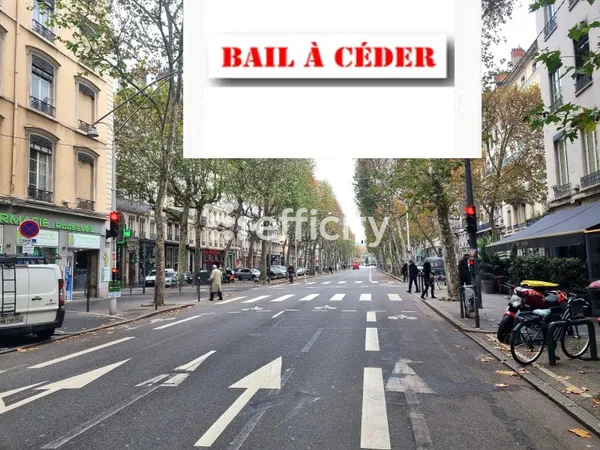Local commercial 50 m²