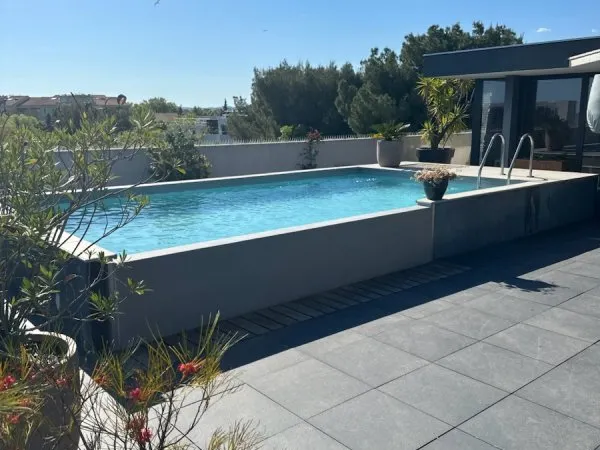 Vends appartement 120m² rooftop avec piscine, 3 chambres