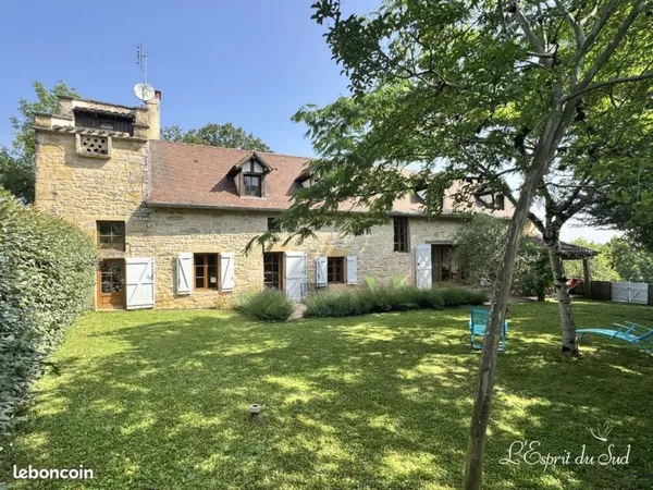 Maison 6 pièces 190 m²