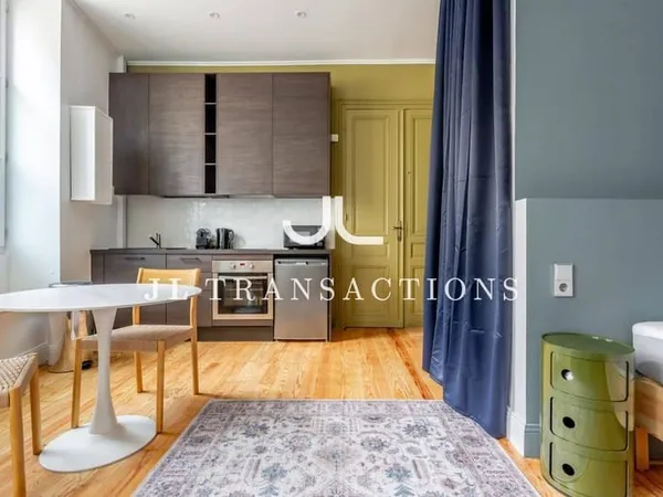 Studio 1 pièce 25 m²