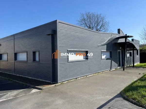 Bureaux 185 m²