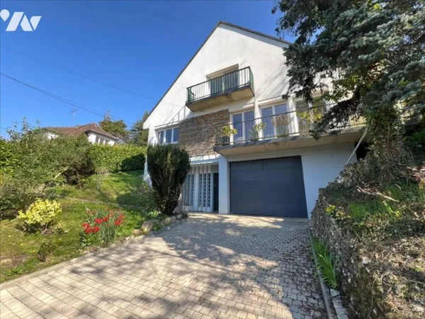 Maison 8 pièces 220 m²