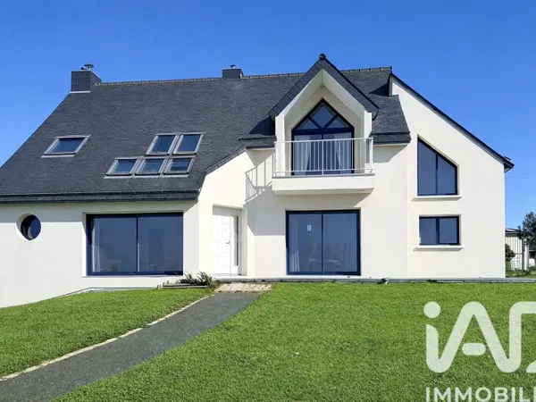 Maison 7 pièces 203 m²