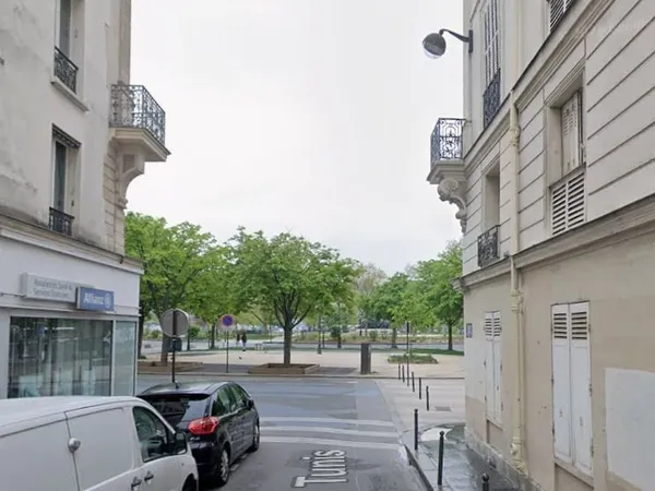 Local commercial 300 m²