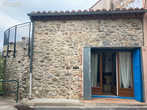 Maison rénovée avec terrasse - quartier calme