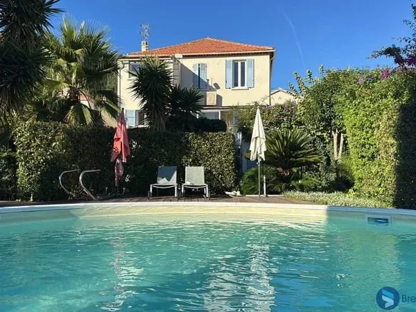 Maison 7 pièces 162 m²