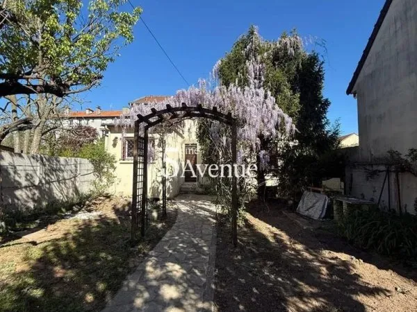MAISON AU CALME
