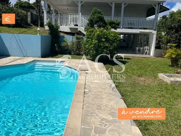 A vendre Charmante maison T4 avec piscine, jardin et grand g