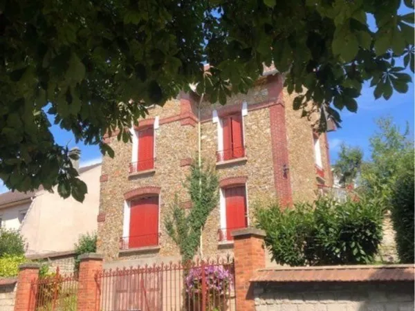Maison familiale de caractère - Meulière authentique avec jardin