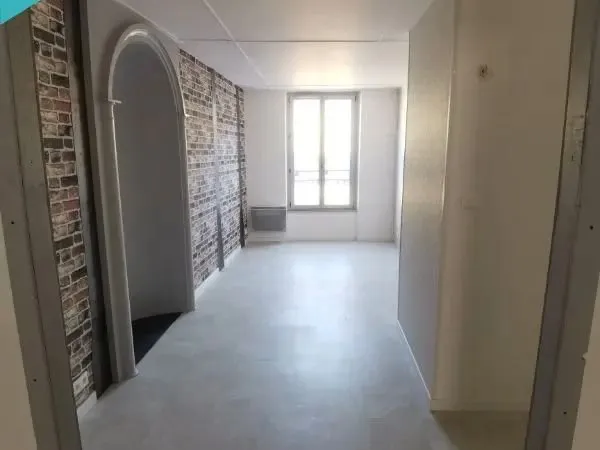 Location T2bis à Salins-les-Bains