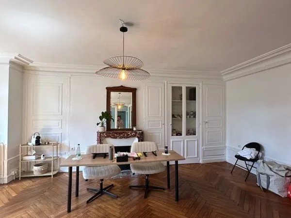 Location bureau nu