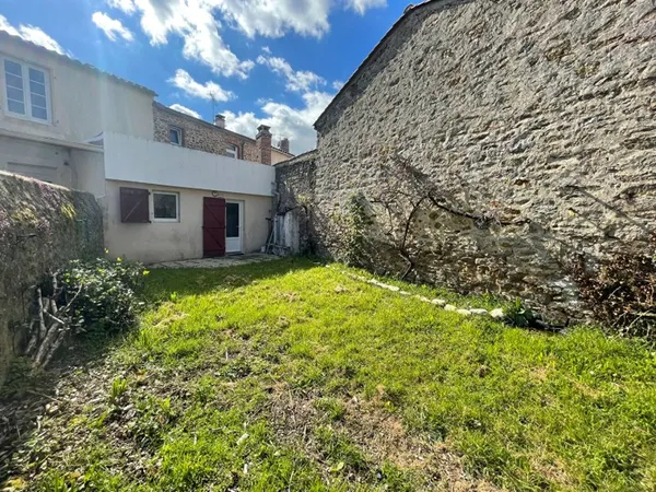 Maison Avrille 4 pièce(s) 99 m2