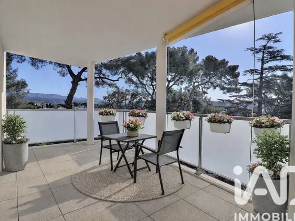 Appartement 4 pièces 77 m²