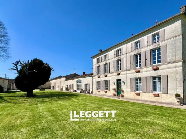Maison 12 pièce(s), CELLES