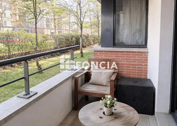 SPACIEUX T2 AVEC TERRASSE ET PARKING