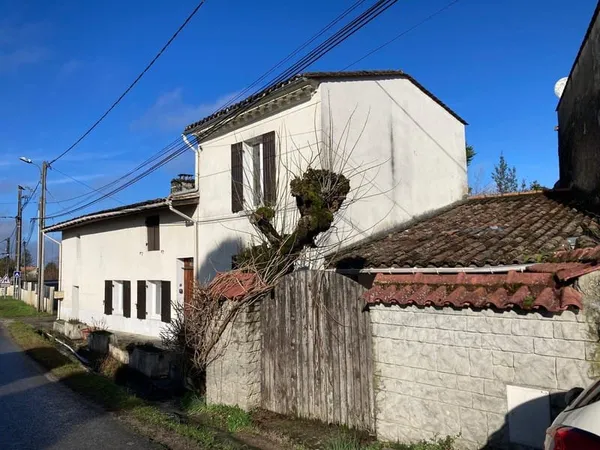 Maison en pierre avec beau potentiel d'aménagement Paillet