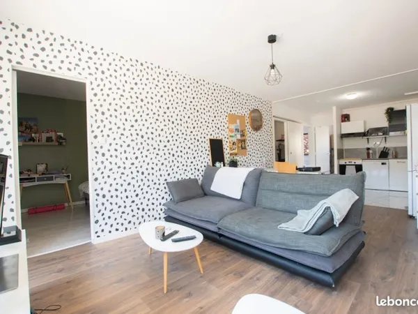 💰 10 % brut - Colocation louée et meublée de 4 chambres - Nancy Centre Fac de Lettres
