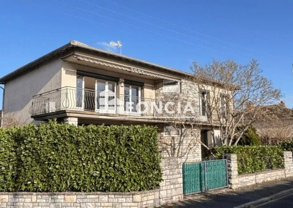 Maison 7 pièces 197 m²