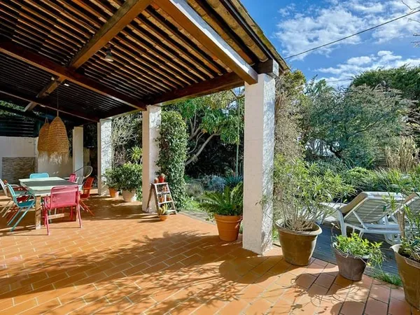 Bel appartement 4 chambres avec terrasse au Lavandou