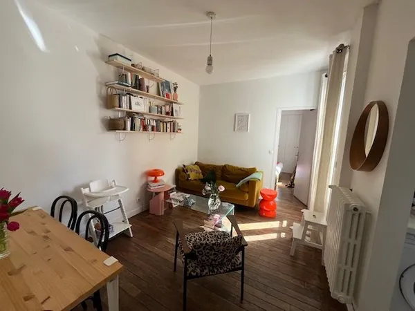 A VENDRE: Charmant 3 pièces - proche métro ligne 11