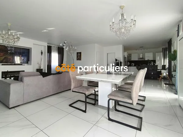 Maison 210m², 6 chambres, grand jardin à Imphy