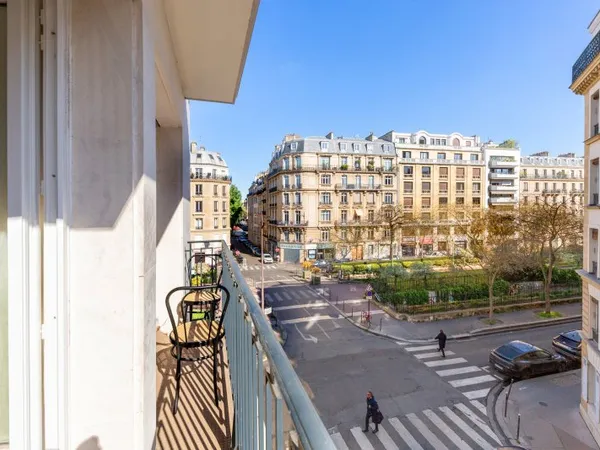 Ternes - 2 chambres avec balcon