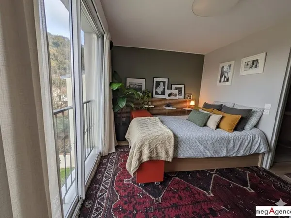 2 pièces en duplex vue sur bordeaux