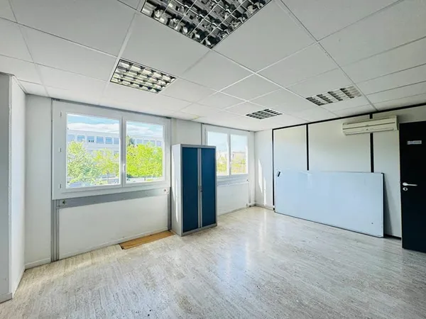 Bureaux Beziers 10 pièce(s) 155,76 m2