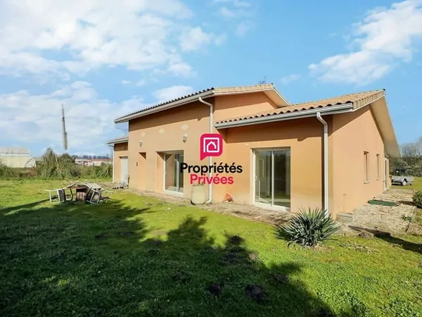 DEPT 33 - Eysines - Maison 4 Pièce(s) - 95m2, 2 chambres, terrain de 1000m2, garage