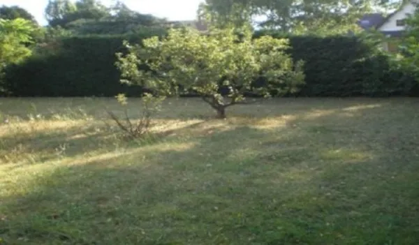 Terrain 848 m²