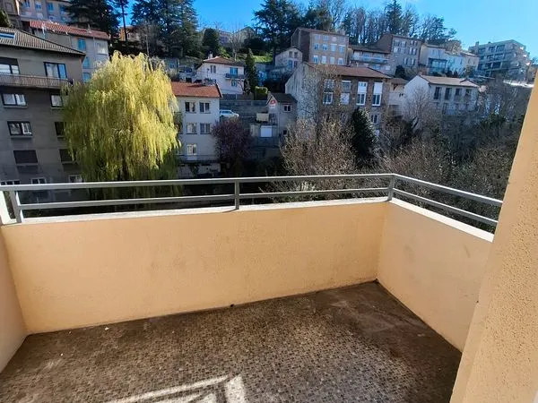 Joli T2 avec balcon et cellier