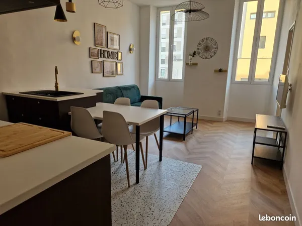 Appartement meublé et équipé - Joliette / République - Lumineux, calme, plein sud