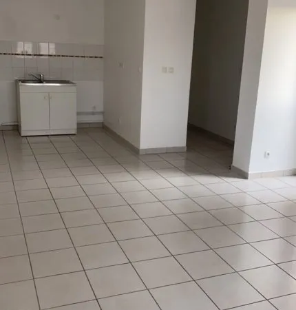 Appartement de type 2 - 45 m2 - terrasse et place de parking