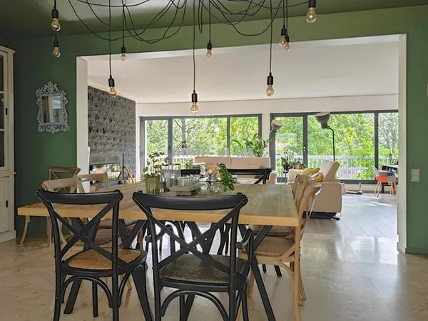 Maison 8 pièces 269 m²