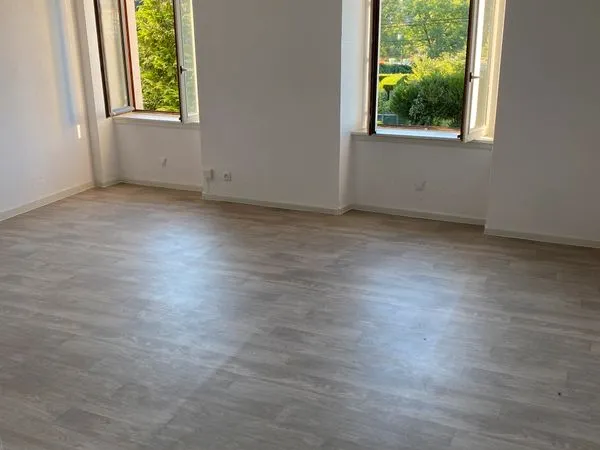 Bel appartement T2 refait à neuf