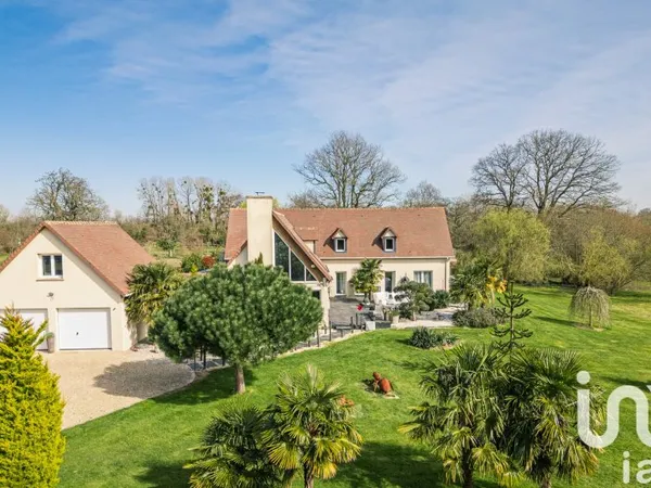 Maison 8 pièces 260 m²