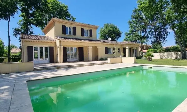 PAREMPUYRE - Maison 180 m² avec jardin de près de 3000 m² - BORDEAUX METROPOLE