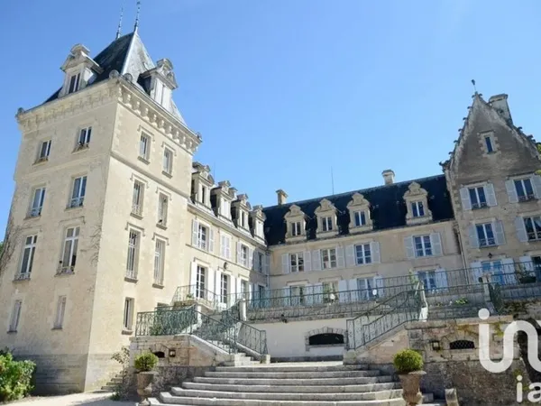 Maison 72 pièces 4200 m²
