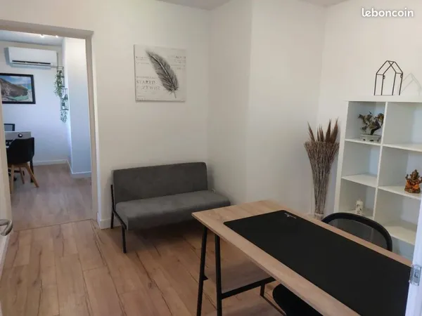 Location local commercial neuf et climatisé - idéal indépendant ou thérapeute (04510 Z. A Le Chaffau