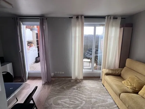F2 à 3 min gare : duplex sans travaux, terrasse - parking