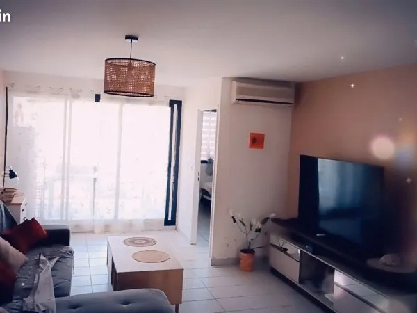App meublé T3 en loc temporaire St Pierre 300m de la plage