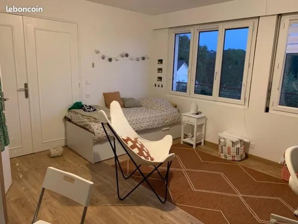 Loue studio meublé de 21 m2