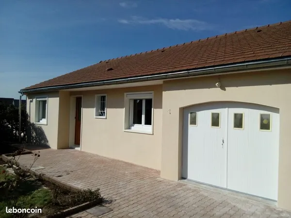 MAISON - Plain-pied - 5 min d'Yvetot - 2 ch+bureau - Jardin - Garage