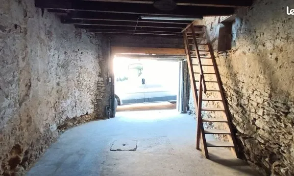 Box/Garage