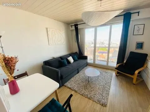 Studio calme et vue dégagée