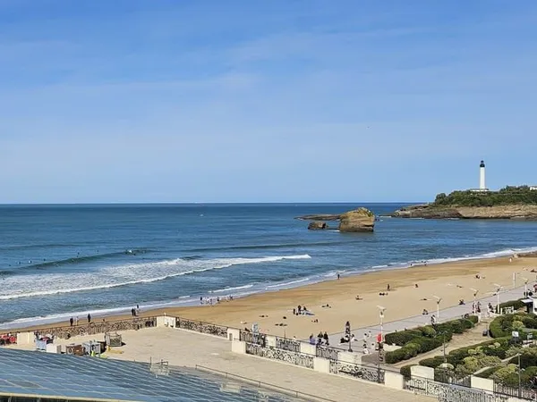 Biarritz Grande Plage - Plateau brut 207 m² à aménager - Vue mer, exceptionnel